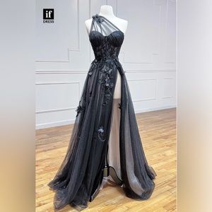 Corset back and zipper.Fabric satin and tulle. Prom dress. Brand by Ifdress.